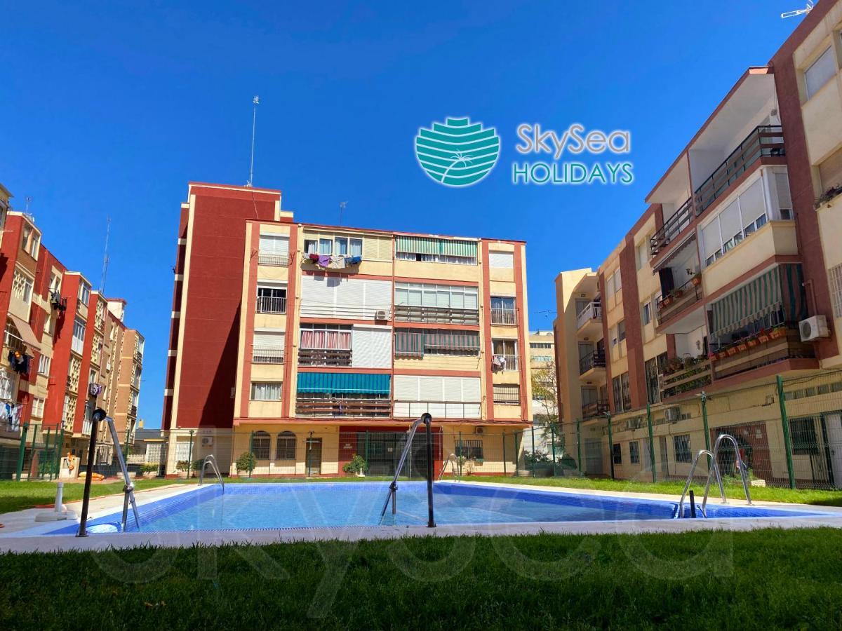 דירות Skyseaholidays Torremolinos Centro מראה חיצוני תמונה